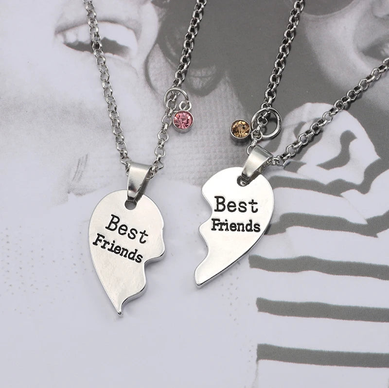 Fashion Best Friends Honey Love Couple Pendant Necklace Set - Broken Heart BFF Friendship Jewelry Gift (2 Pcs)