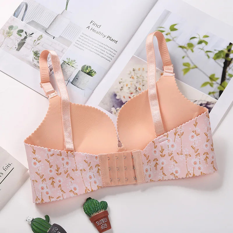 Women's Floral Seamless Push-Up Bra - Wire-Free Nursing Bra with Adjustable Straps | Comfortable Lingerie
